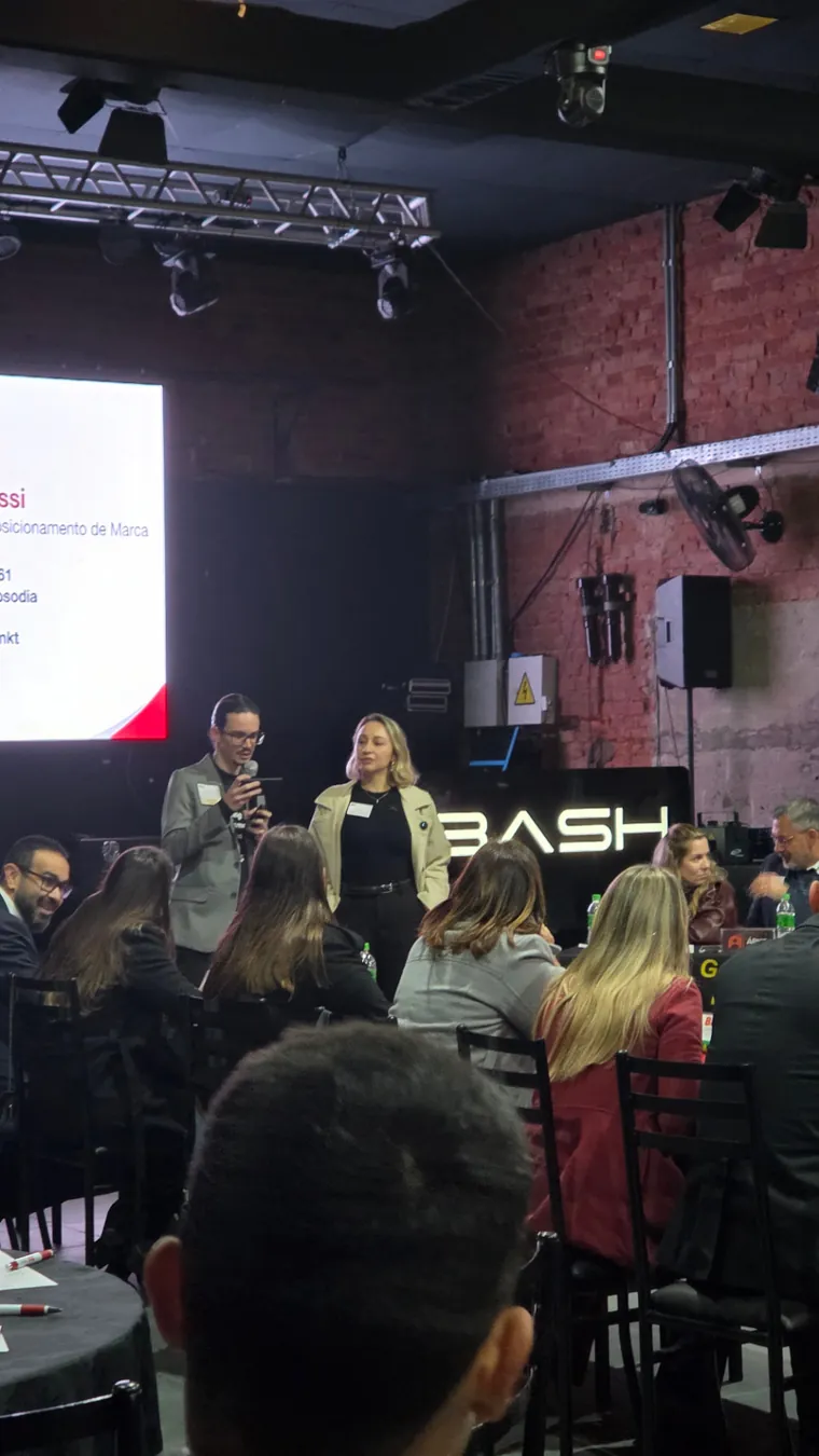 Renan Rugolo Ré em evento de networking do BNI